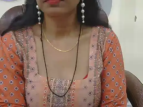 Snapshot of MISS_SOMIYA chatting on July 10, 2:52 pm MISS SOMIYA online show from July 10, 2:52 pm