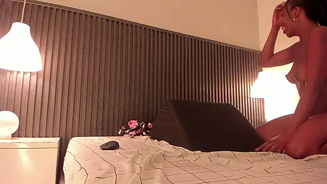 Snapshot of NalahCampbell chatting on November 23, 8:25 am NalahCampbell online show from November 23, 8:25 am