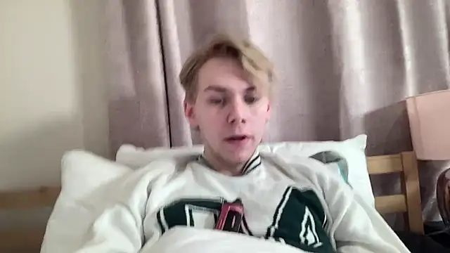 scottishtwink01 online show from October 2, 11:23 pm