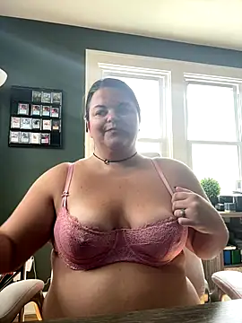 PlayWithBrittany online show from September 14, 7:02 pm