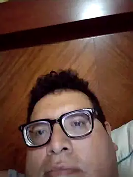 Santiagoqro85 online show from October 4, 12:36 pm