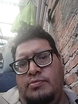 Santiagoqro85 online show from October 13, 7:25 pm