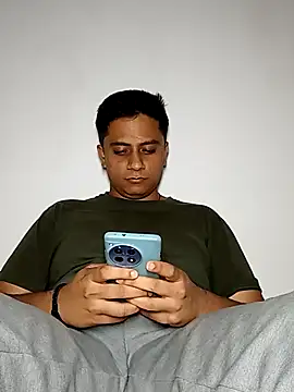 eyepach96 online show from September 19, 11:49 pm