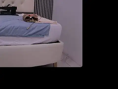 Snapshot of lia_carters chatting on September 27, 2:05 am lia carters online show from September 27, 2:05 am