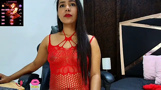 Snapshot of luna_brown7 chatting on September 27, 4:06 am luna brown7 online show from September 27, 4:06 am