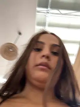 Snapshot of Emily__Storm chatting on November 2, 4:20 pm Emily  Storm online show from November 2, 4:20 pm