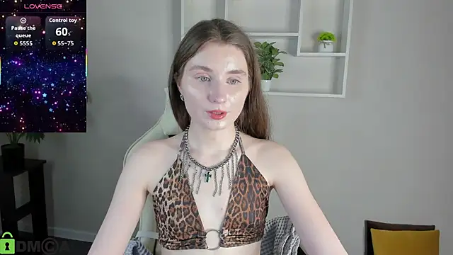 Snapshot of Raybe-Vins chatting on September 26, 3:49 pm Raybe-Vins online show from September 26, 3:49 pm