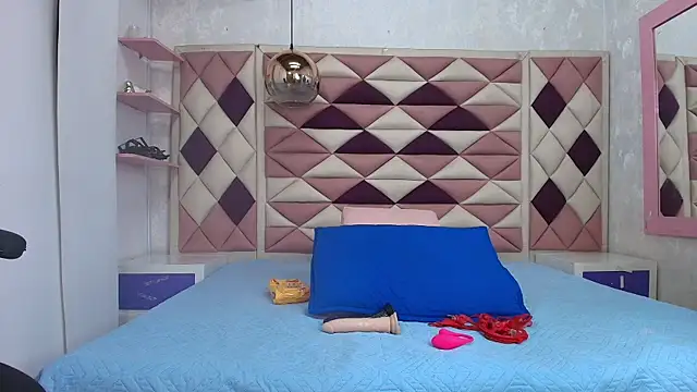 Snapshot of abbyrouss_ chatting on September 11, 3:06 am abbyrouss online show from September 11, 3:06 am