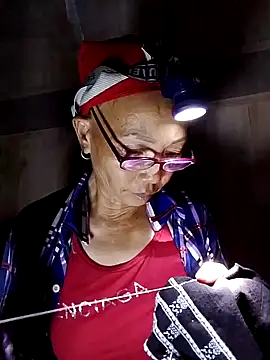 -Xuka-200 online show from November 9, 1:31 pm