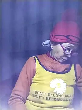 Snapshot of -Xuka-200 chatting on January 7, 12:29 pm -Xuka-200 online show from January 7, 12:29 pm