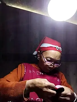 Snapshot of -Xuka-200 chatting on February 15, 9:19 am -Xuka-200 online show from February 15, 9:19 am