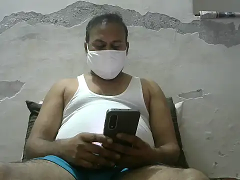 Famit025 online show from February 19, 6:15 pm