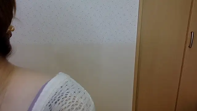 Snapshot of kitty_kyoto chatting on October 7, 2:58 pm kitty kyoto online show from October 7, 2:58 pm