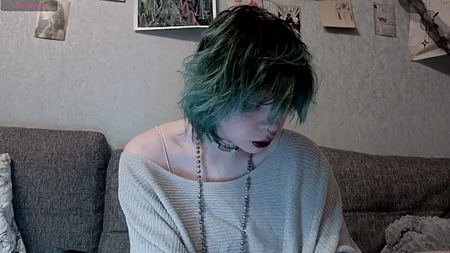 Snapshot of Alice_Zev chatting on October 27, 12:36 am Alice Zev online show from October 27, 12:36 am