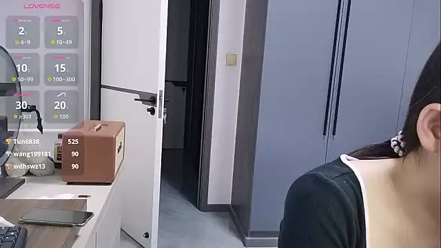 luckckcj online show from September 27, 1:05 pm