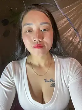 chipp-bong online show from February 8, 1:53 am