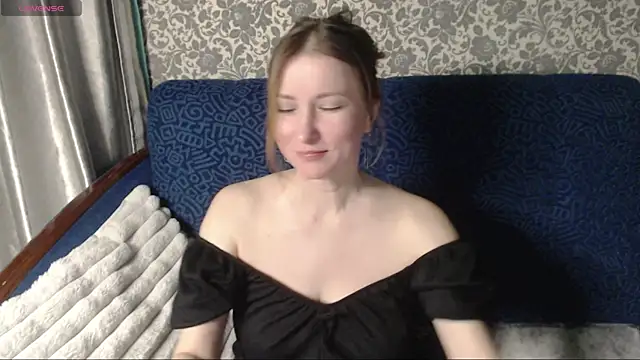 Snapshot of LesanaMagic chatting on October 14, 8:53 pm LesanaMagic online show from October 14, 8:53 pm