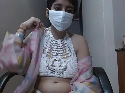 Snapshot of suzen_night chatting on December 20, 4:58 pm suzen night online show from December 20, 4:58 pm