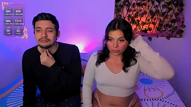 kylietimothee online show from October 5, 4:11 am