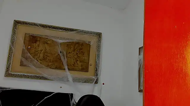 Snapshot of cassian_gold chatting on October 26, 2:39 am cassian gold online show from October 26, 2:39 am