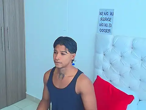 Snapshot of cassian_gold chatting on June 29, 5:02 pm cassian gold online show from June 29, 5:02 pm