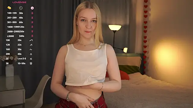 KrishnaSimmons online show from October 4, 7:34 pm