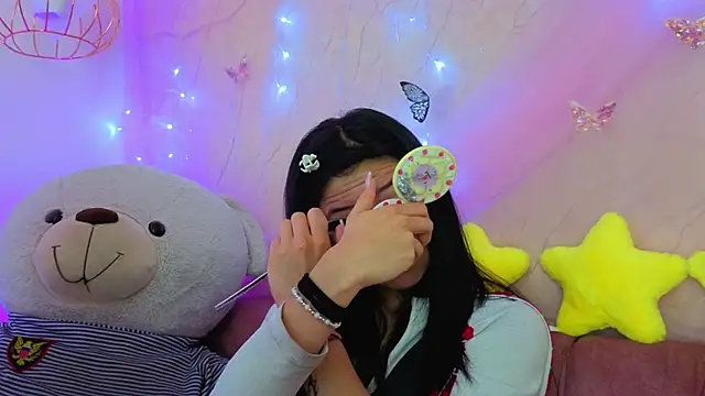 april bennett online show from February 12, 12:33 pm