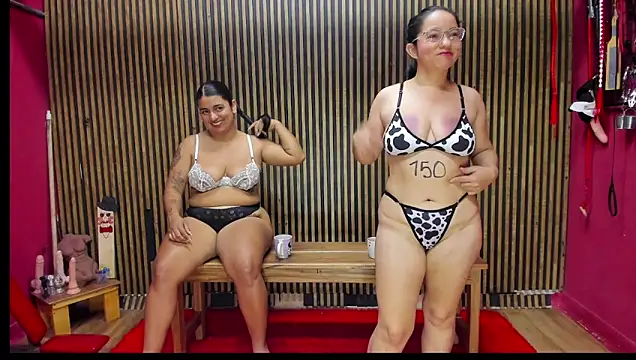 Snapshot of VantablackBDSMShow_ chatting on November 16, 1:06 pm VantablackBDSMShow online show from November 16, 1:06 pm