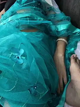 Snapshot of xstar_cpl chatting on September 27, 10:04 pm xstar cpl online show from September 27, 10:04 pm