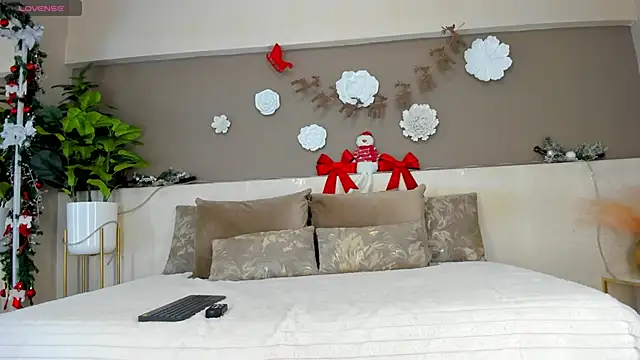 VictoriaShelby online show from December 20, 11:17 am