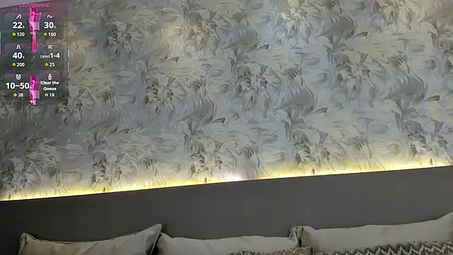 VictoriaShelby online show from January 8, 11:45 am