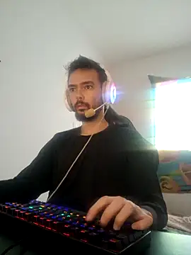 Snapshot of Arthur_Rj_21 chatting on September 24, 4:32 pm Arthur Rj 21 online show from September 24, 4:32 pm