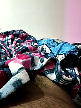 Snapshot of Chanderi19 chatting on September 19, 8:42 pm Chanderi19 online show from September 19, 8:42 pm