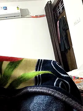 Chanderi19 online show from February 18, 4:14 pm