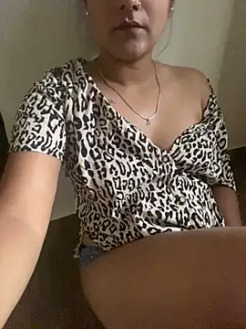 Snapshot of Varonicababy chatting on October 25, 9:17 am Varonicababy online show from October 25, 9:17 am