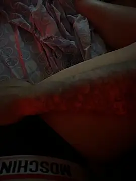 Snapshot of Piccoladonna26 chatting on October 2, 12:06 am Piccoladonna26 online show from October 2, 12:06 am