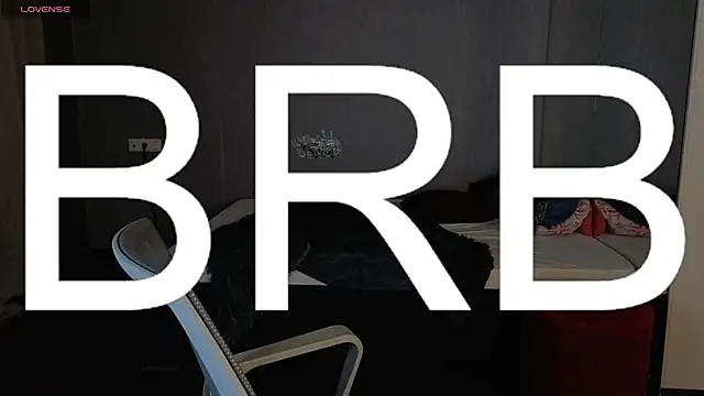 Snapshot of LouieEvans chatting on October 2, 3:30 pm LouieEvans online show from October 2, 3:30 pm