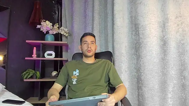 matti de lucaa online show from September 10, 5:35 pm