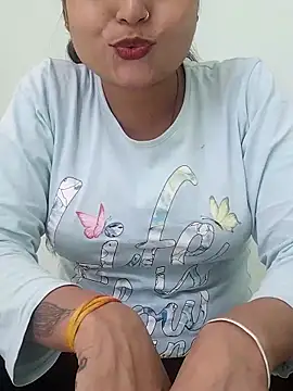 Hot-Pooja25 online show from March 24, 5:12 am