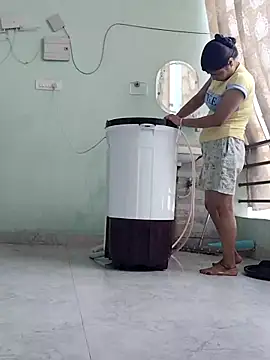 Hot-Pooja25 online show from April 10, 5:01 am