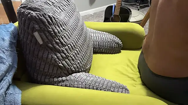 Mickelangello75 online show from November 4, 2:38 pm