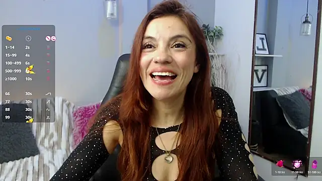 Snapshot of KendallWood_ chatting on April 23, 9:39 pm KendallWood online show from April 23, 9:39 pm