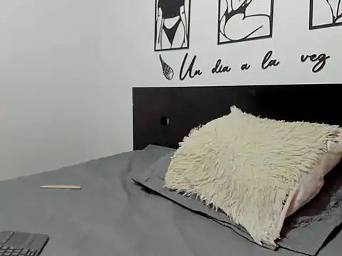 Allison 21  online show from November 8, 3:50 am