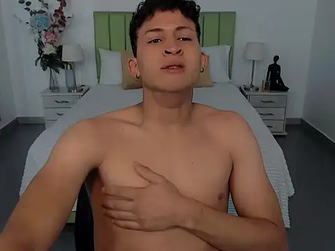 Snapshot of Axel_savage chatting on September 17, 12:07 pm Axel savage online show from September 17, 12:07 pm