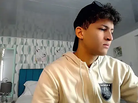 Snapshot of Axel_savage chatting on September 22, 12:07 pm Axel savage online show from September 22, 12:07 pm