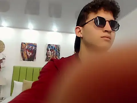 Snapshot of Axel_savage chatting on September 23, 12:08 pm Axel savage online show from September 23, 12:08 pm