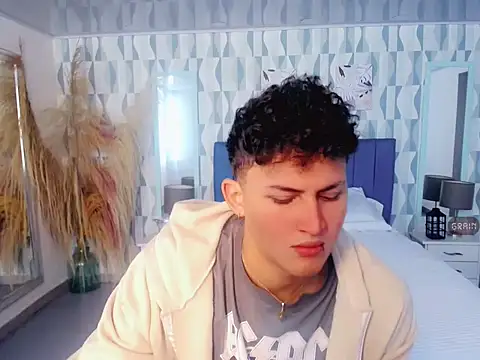 Snapshot of Axel_savage chatting on October 11, 12:04 pm Axel savage online show from October 11, 12:04 pm