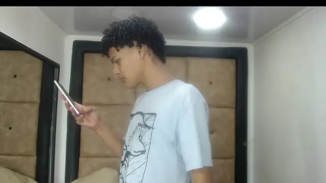 BrindyMichell online show from September 26, 7:40 pm