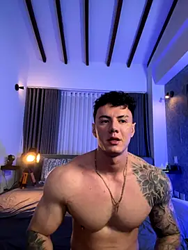 Snapshot of Thomas_Falcon chatting on October 1, 12:05 am Thomas Falcon online show from October 1, 12:05 am