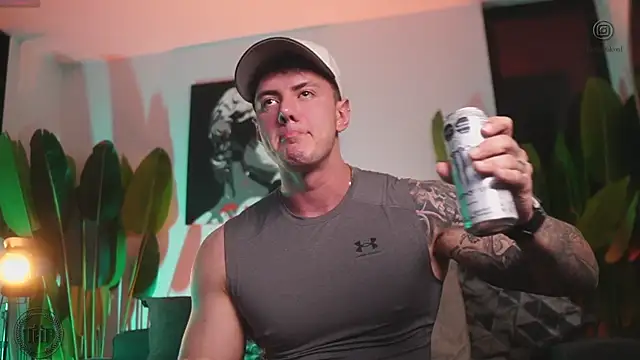 Snapshot of Thomas_Falcon chatting on November 15, 1:03 am Thomas Falcon online show from November 15, 1:03 am